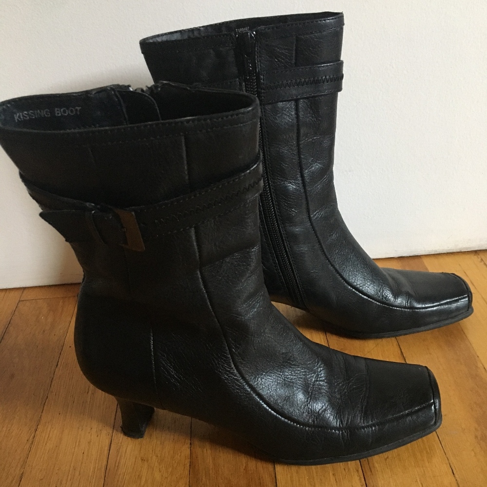 Kenneth Cole 'Reaction Womens Boots Black size 7